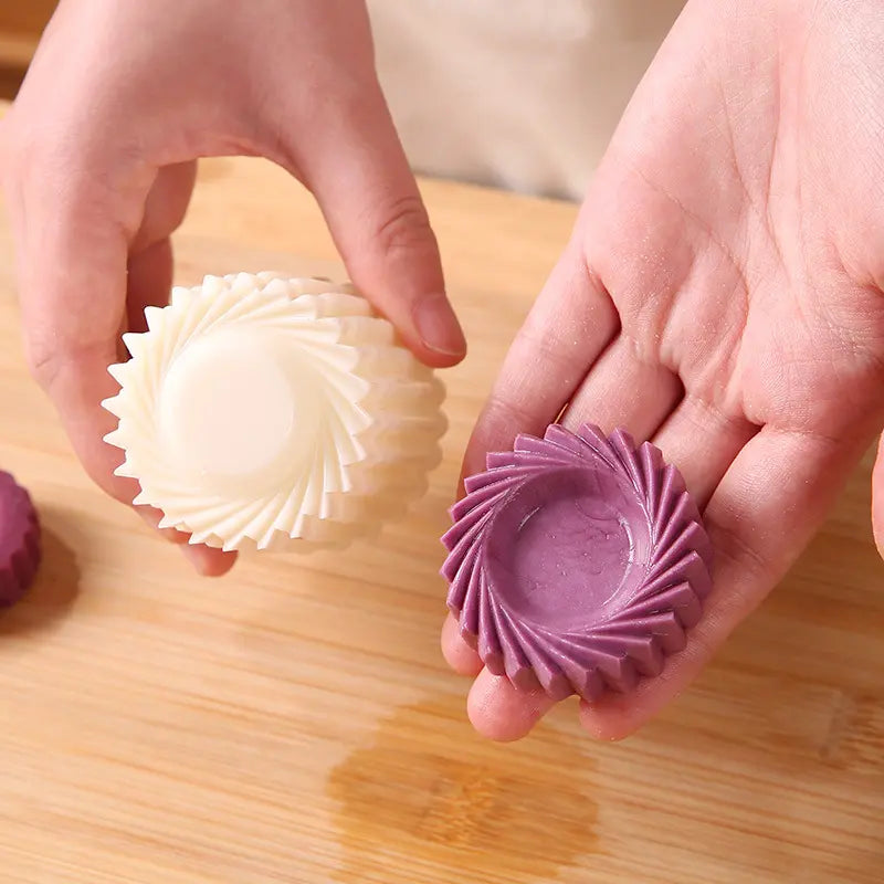 🌻 Floral Pastry & Cookie Press Mold | Beautiful Patterns In One Press